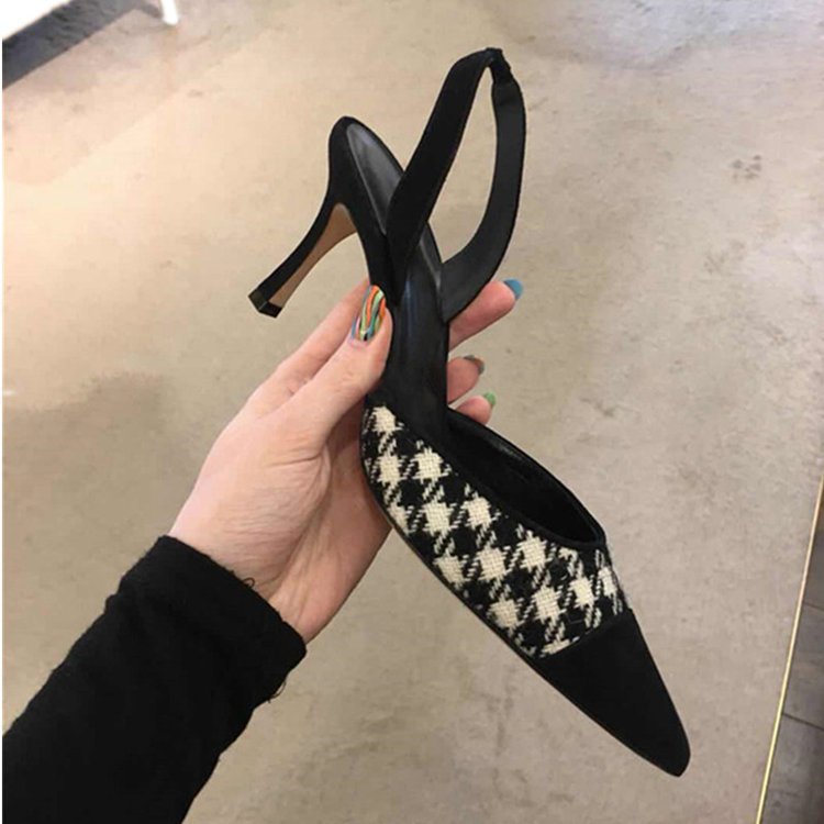 Suede one-word buckle women's shoes