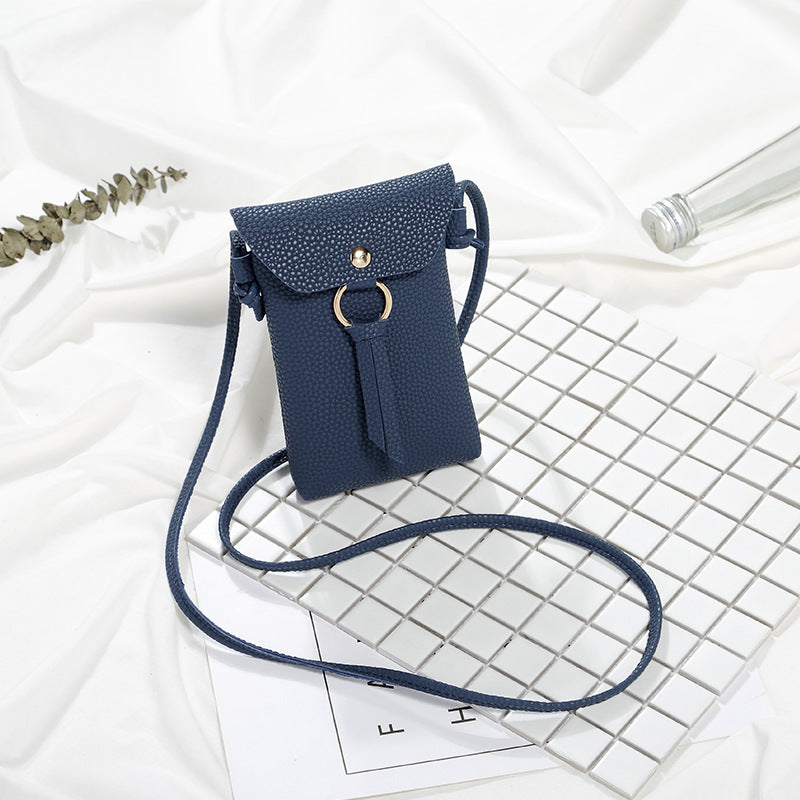 Square bag, shoulder messenger bag, mobile phone bag.