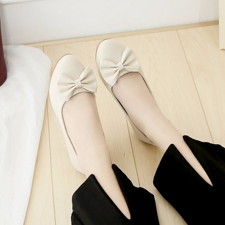 Versatile bow shoes