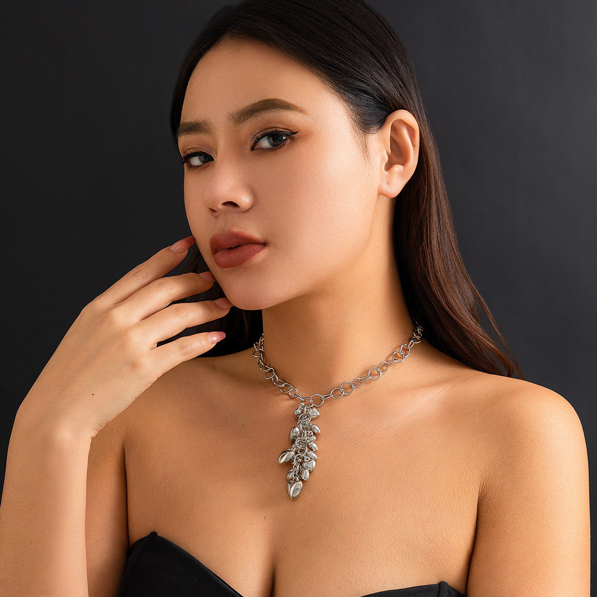 Collar con flecos de amor y temperamento