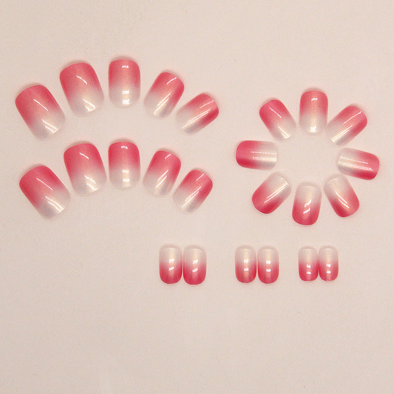 Uñas postizas Aurora con degradado magenta corto