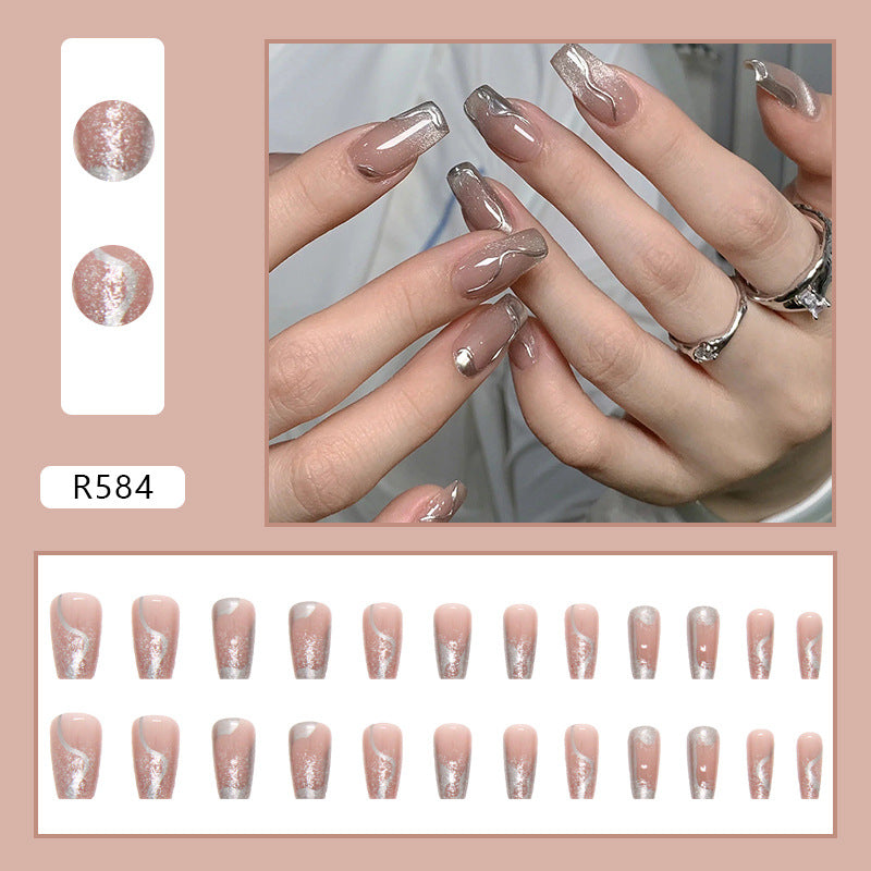 Uñas de color azul hielo puro