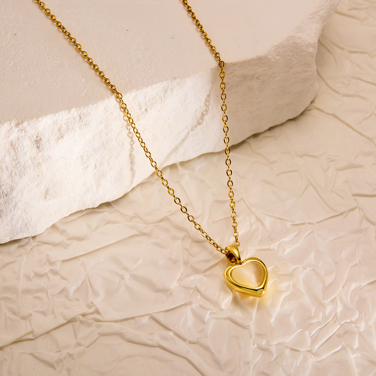 Korean-Style Peach Agate Heart Pendant Necklace