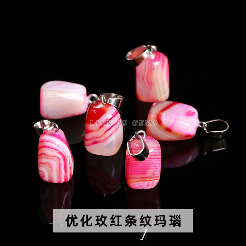 Amethyst rough stone square pendant.