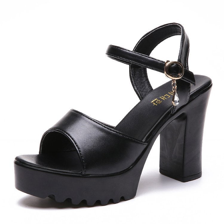 thick heel one-word buckle with fish mouth sandals
