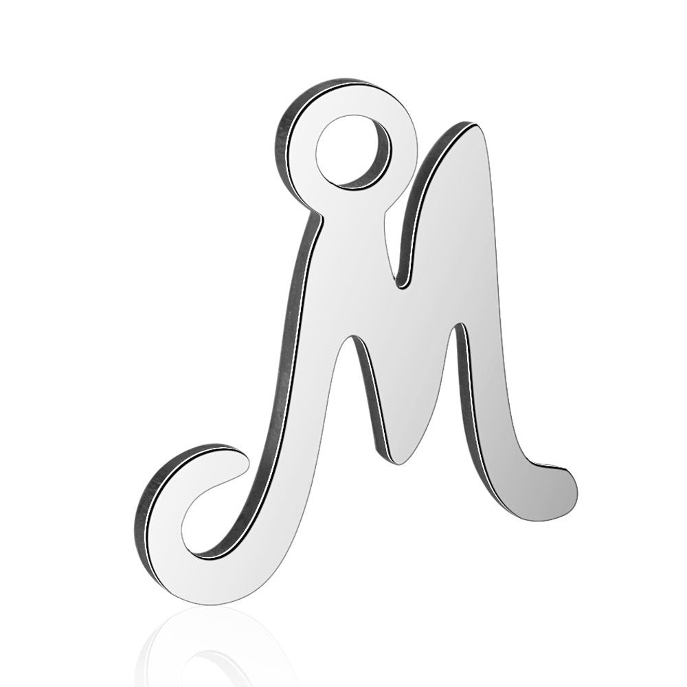 Juego completo de 10 piezas de acero de titanio con 26 colgantes de letras en inglés