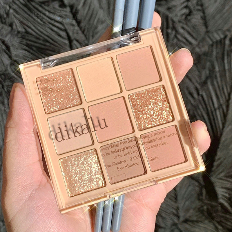 Paleta de sombras de ojos acrílicas transparentes de nueve colores