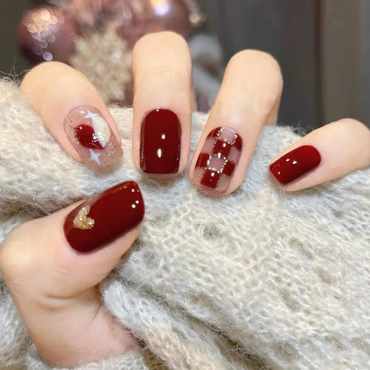Wearable Nails: Maroon Checkered Heart