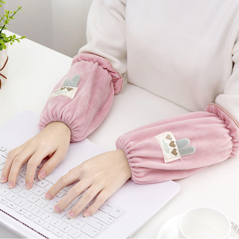 Sleeve cover for fall and winter