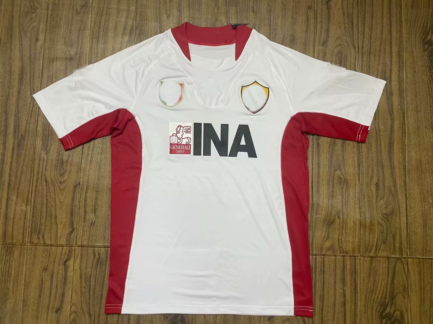 01-02 Roma Totti Batistuta Nakata Camiseta local/visitante