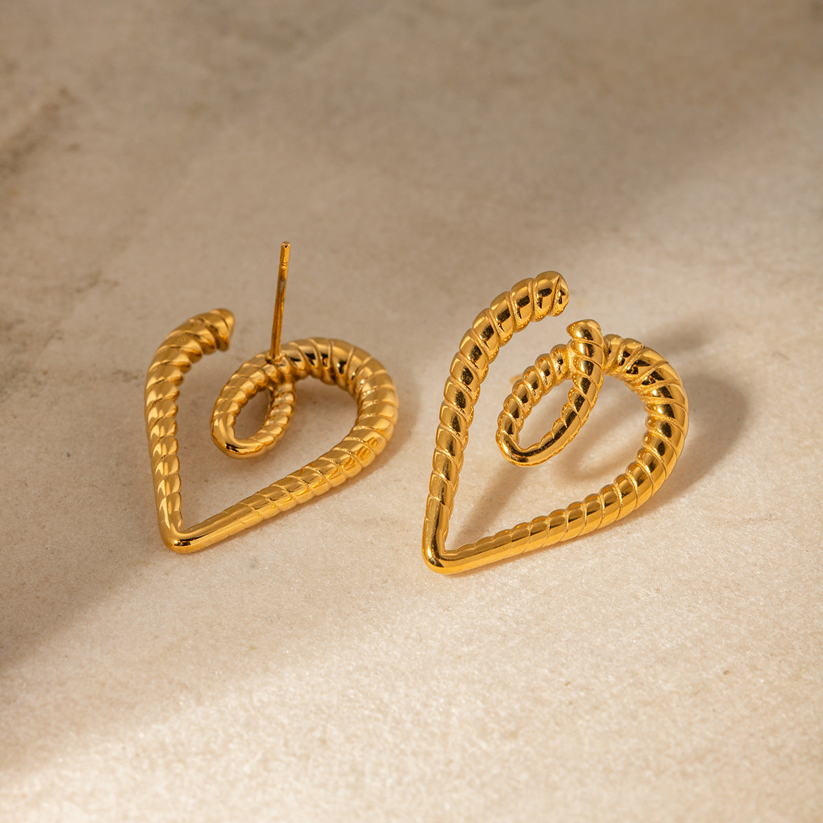 Ribbed Heart Earrings