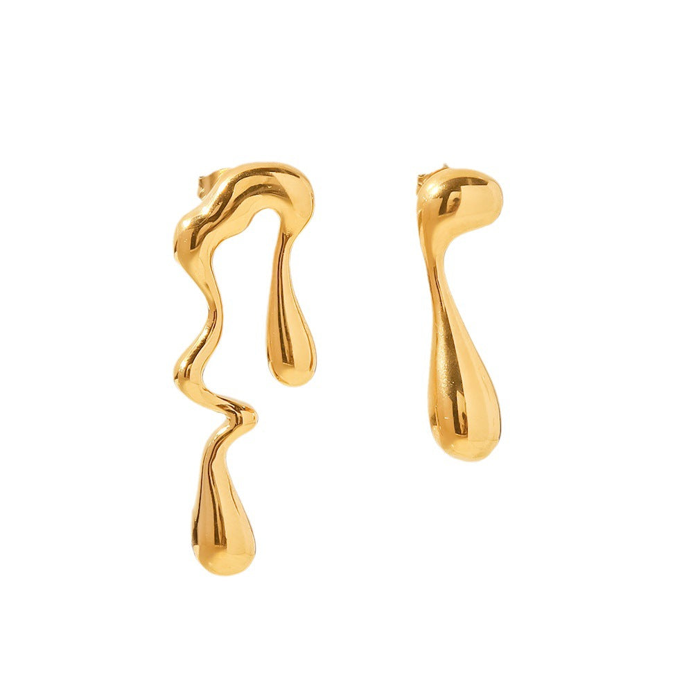 Teardrop shape earrings