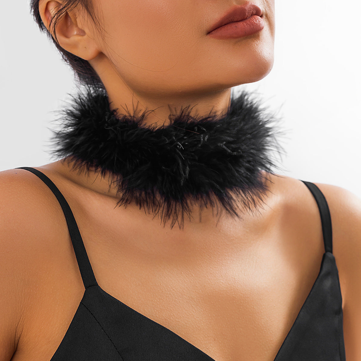 Sweet feather collar