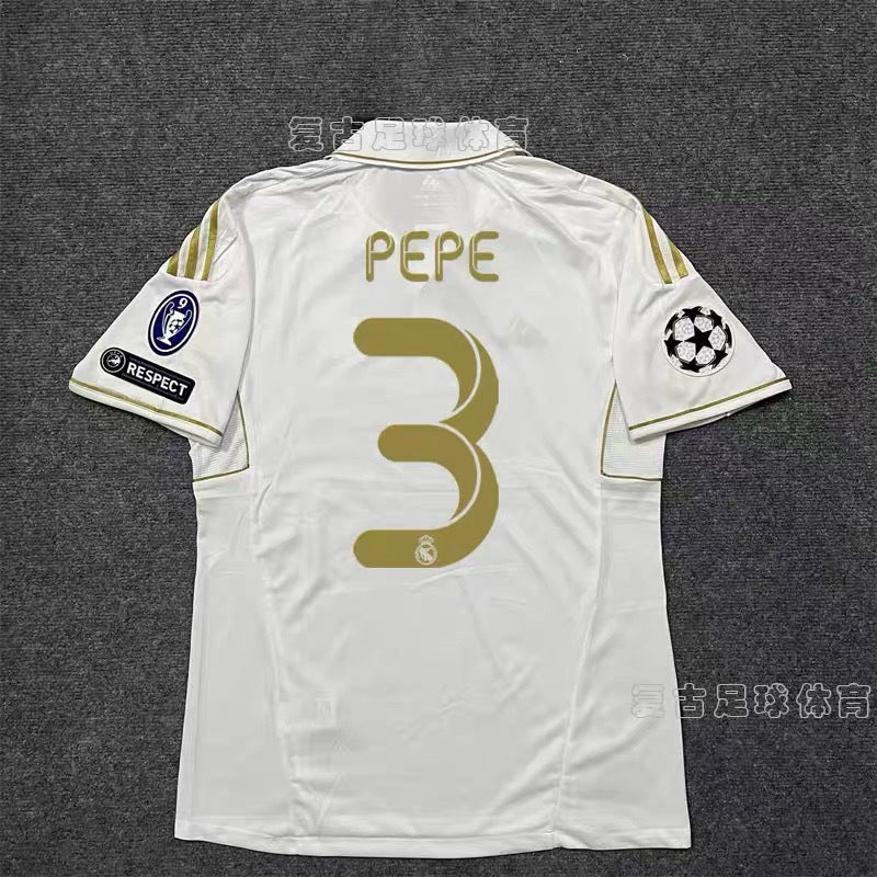 11-12 Real Madrid Retro 14 Guti Kak¨¢ Ra¨²l Redondo 7 Ronaldo Home Away GK