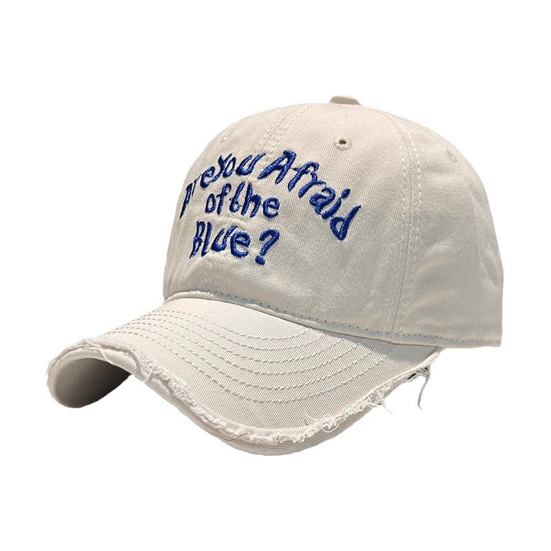 Gorra de béisbol deshilachada vintage