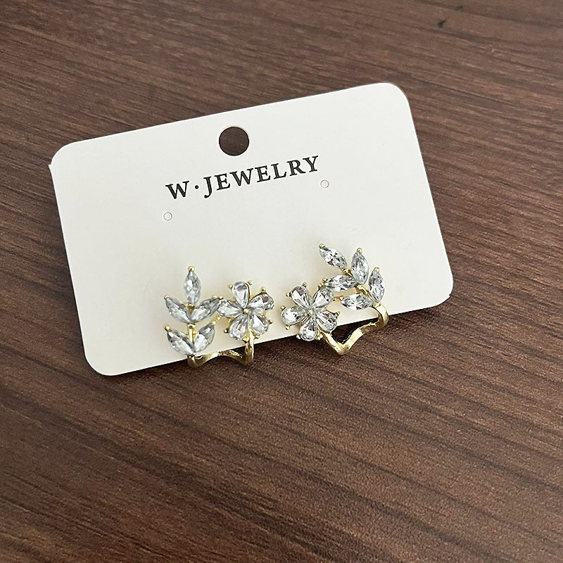 Temperament green white flower earrings for women