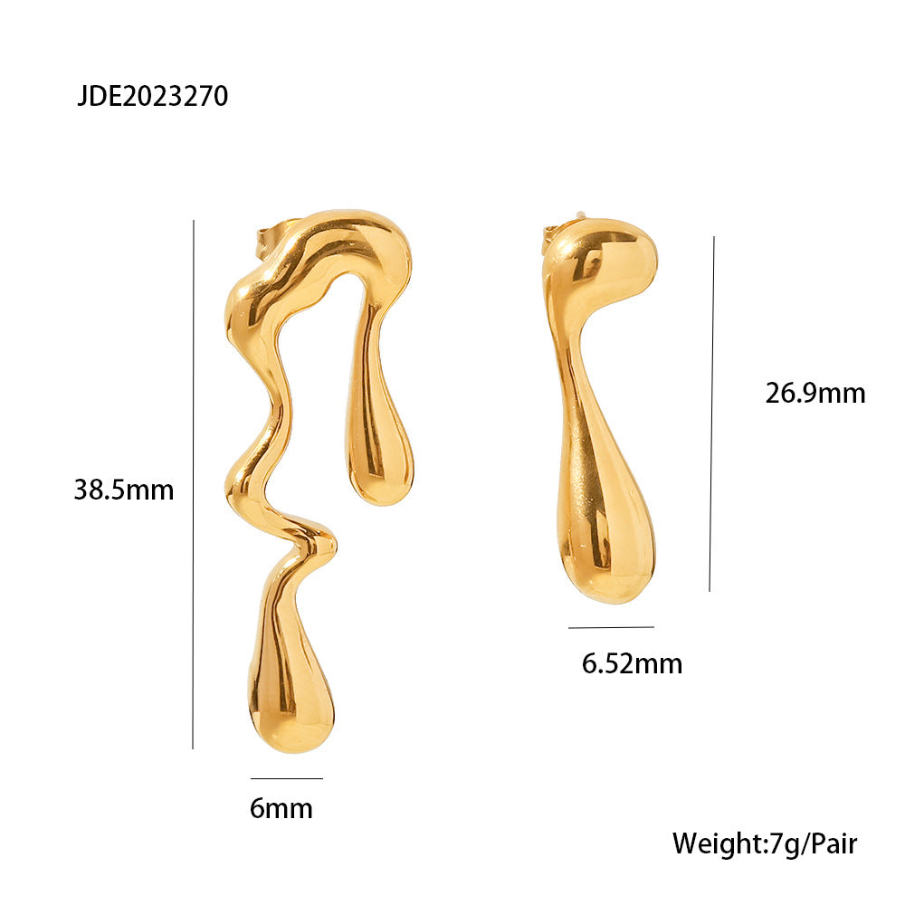 Teardrop shape earrings