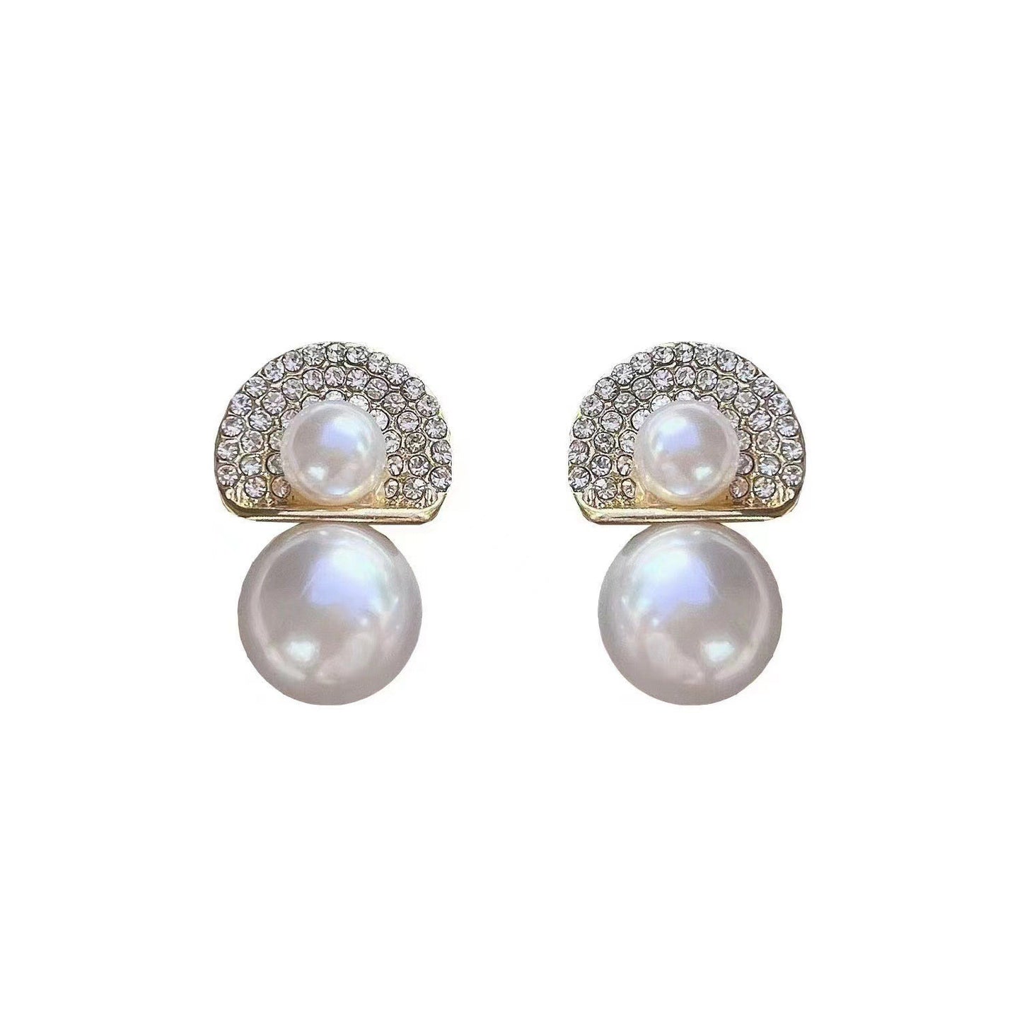 Fan-shaped design full drill stud earrings