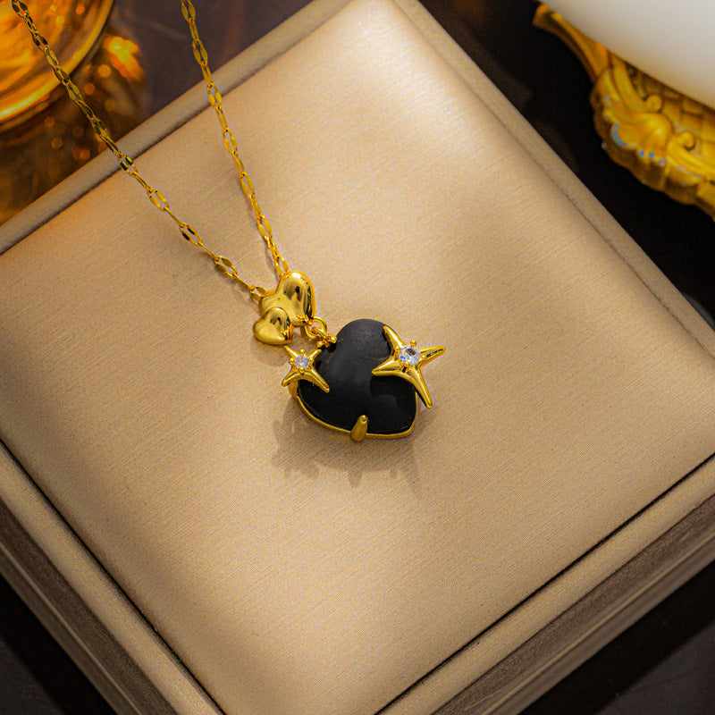 Trendy Cool Peach Heart Clavicle Necklace with Love Pendant for Women