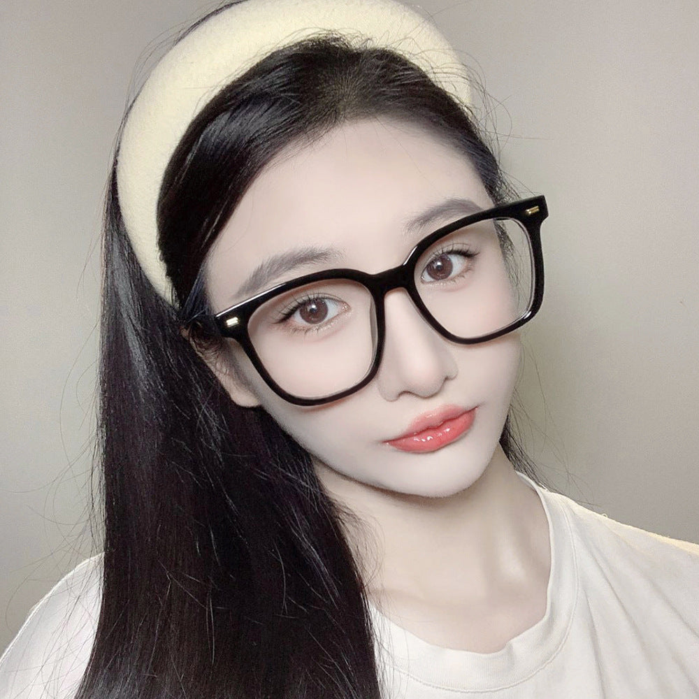 Gafas graduadas cuadradas con montura negra estilo retro
