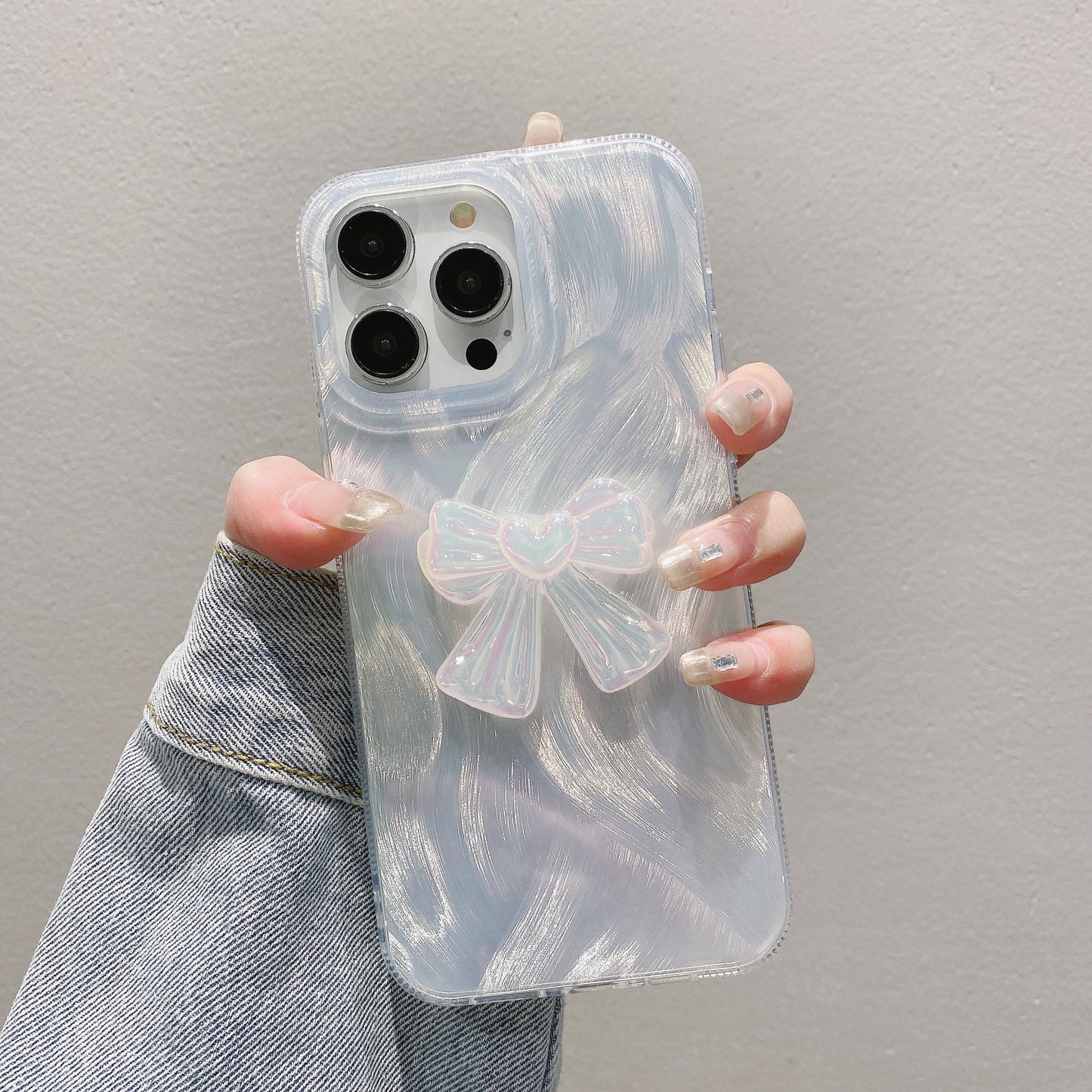 Silver Feather Case iPhone16 Pro 14 13 Bow Chain Laser PC Cover
