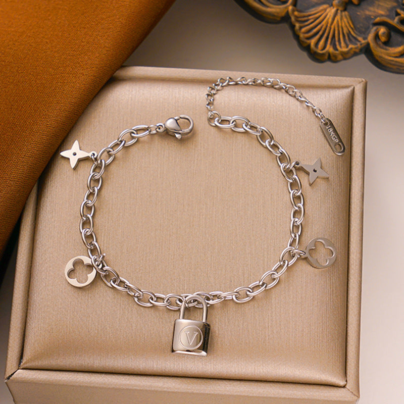 Pulsera Trébol de Acero Titanio - Estilo Bosque Coreano