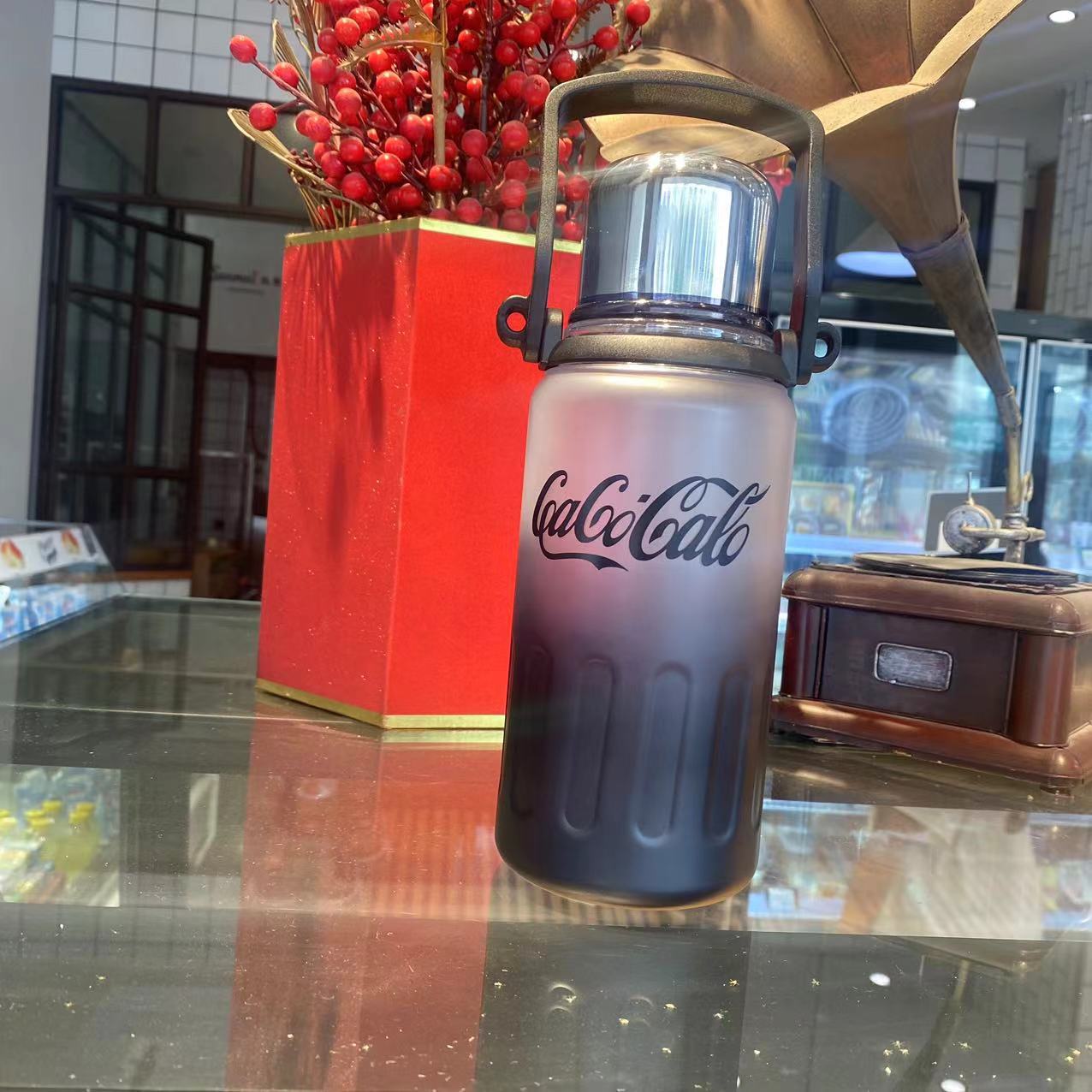 Taza plástica material de la PC con la manija, botella de agua de la pendiente