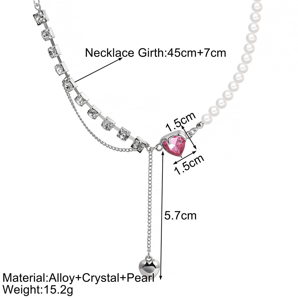 Collar de perlas con borlas en forma de corazón