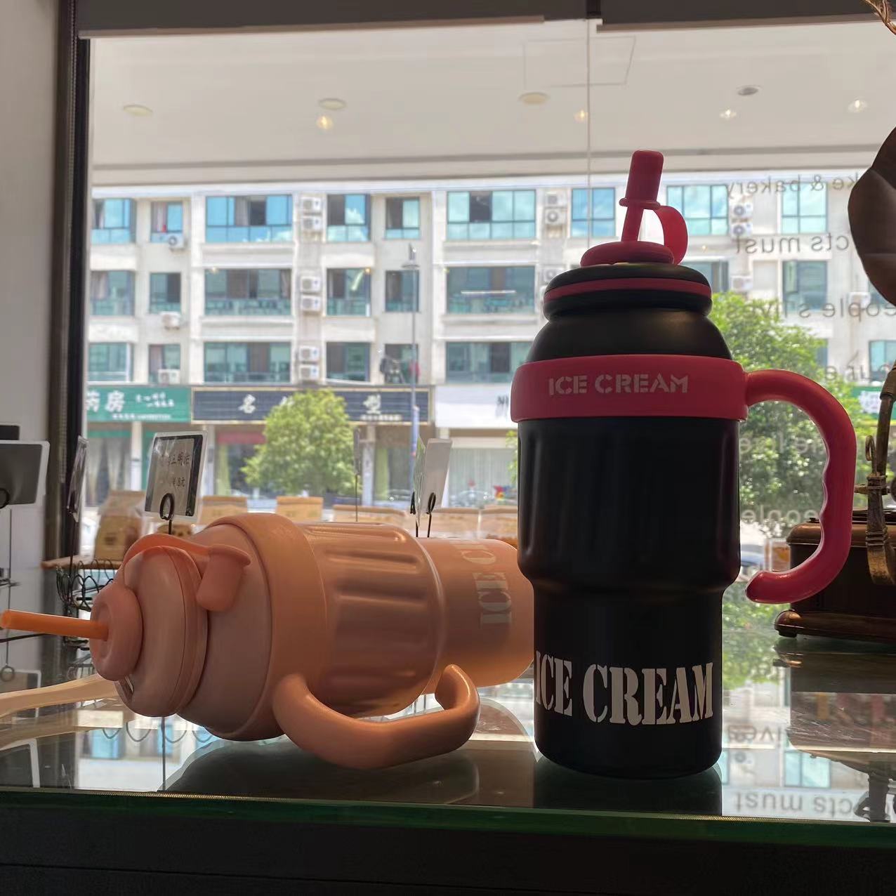 1000ml Giant Insulated Cup, Ice-Breaker Cup with Handle and Straw