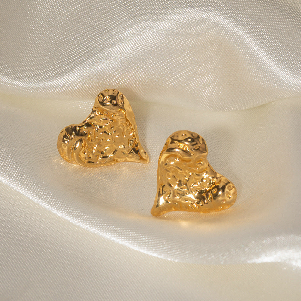 Pendientes texturizados Love al por mayor