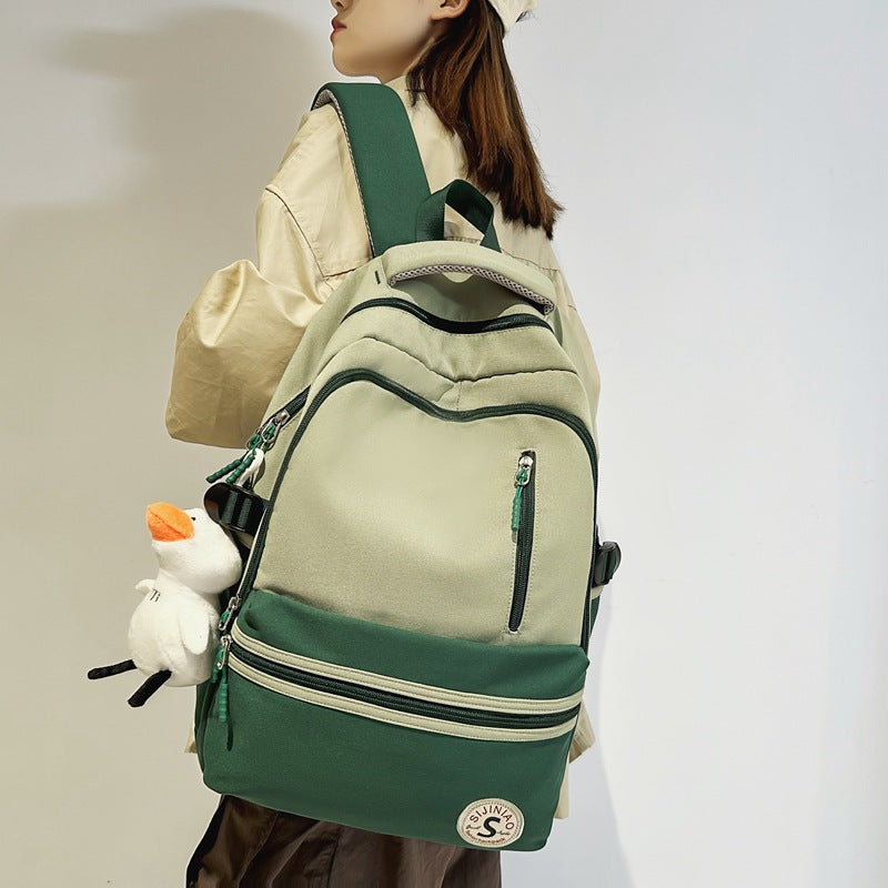 Mochila de estudiante mochila ligera sucia