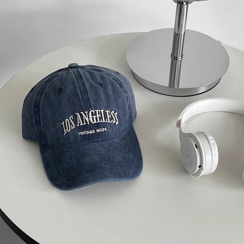 Gorra de béisbol gris retro