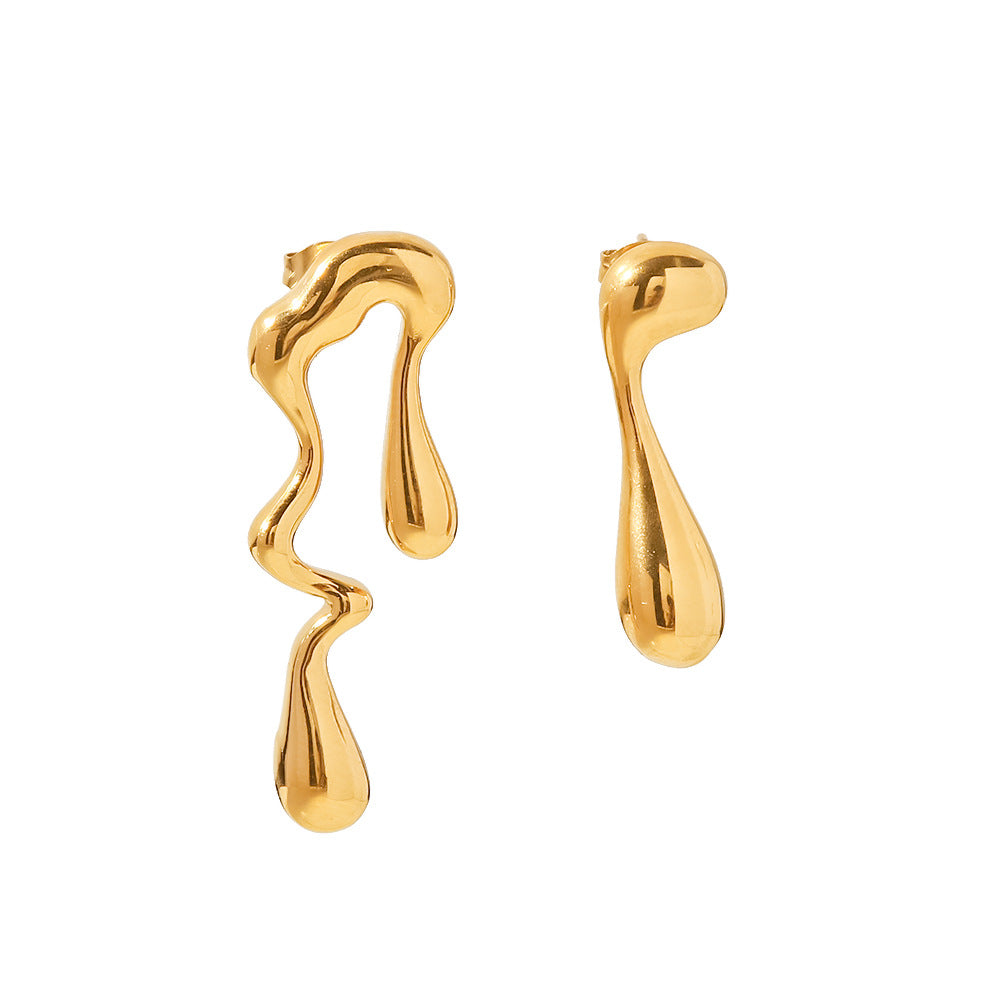 Teardrop shape earrings