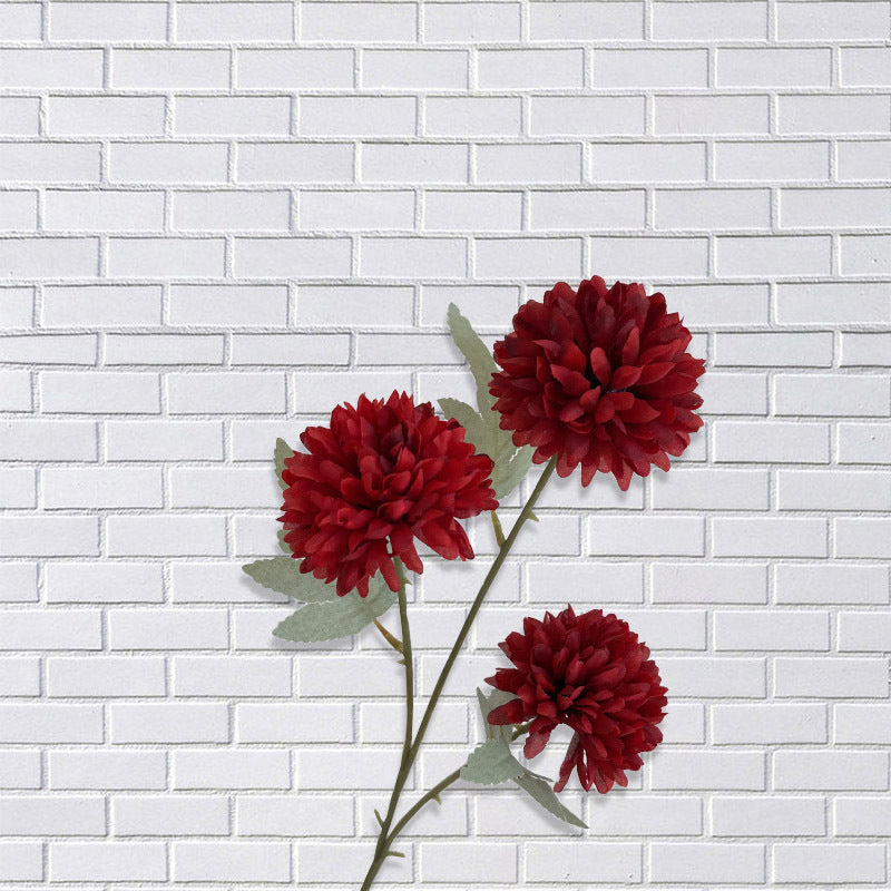 flores artificiales rojas