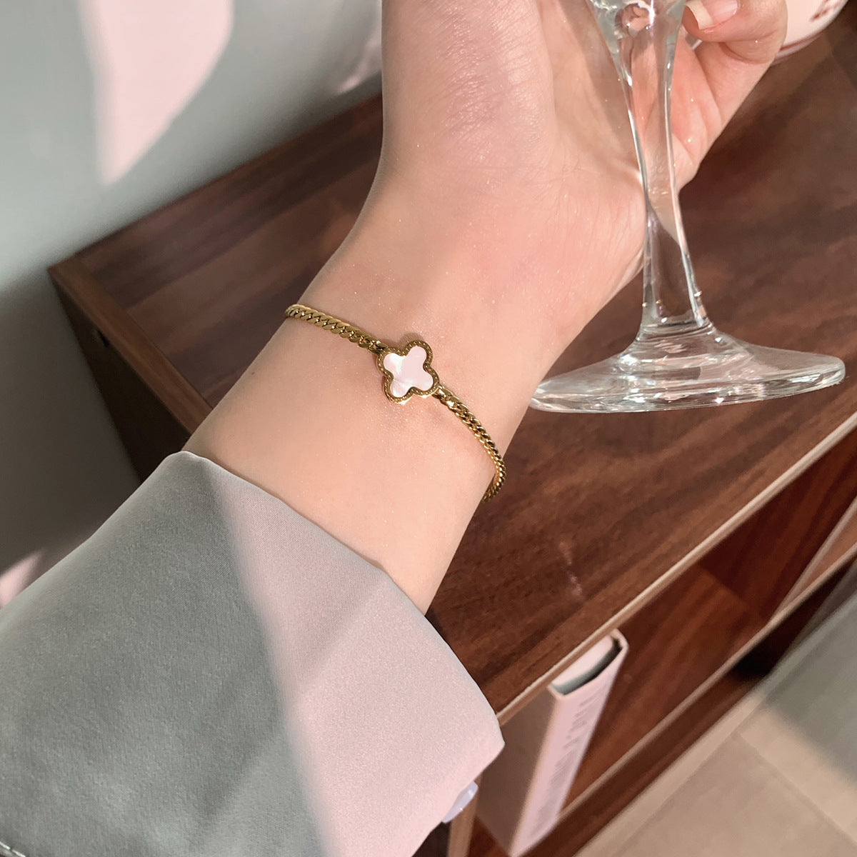 Titanium steel French retro bracelet geometry