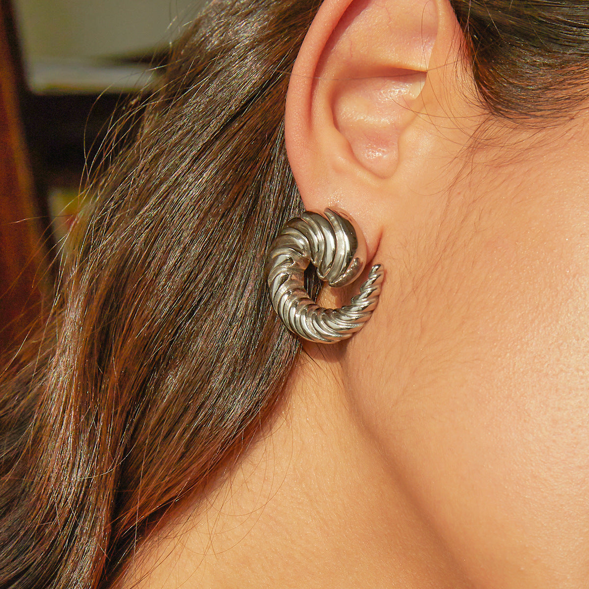 Pendientes de cuerno en espiral