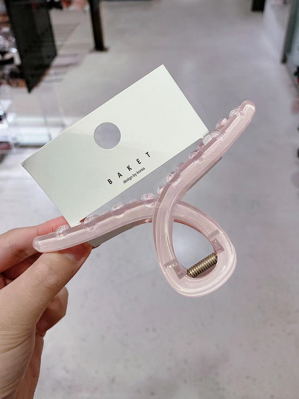 Jelly large disc hair grab clip