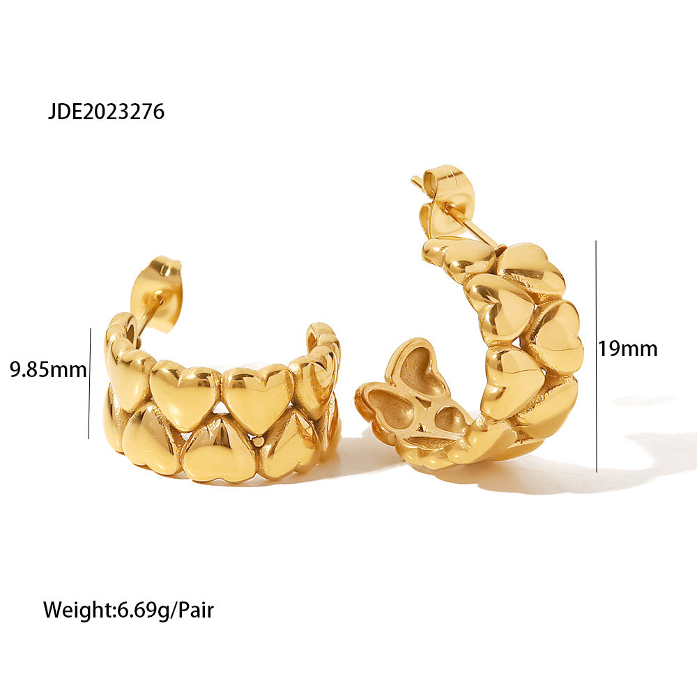 Heart stitching C-shaped earrings