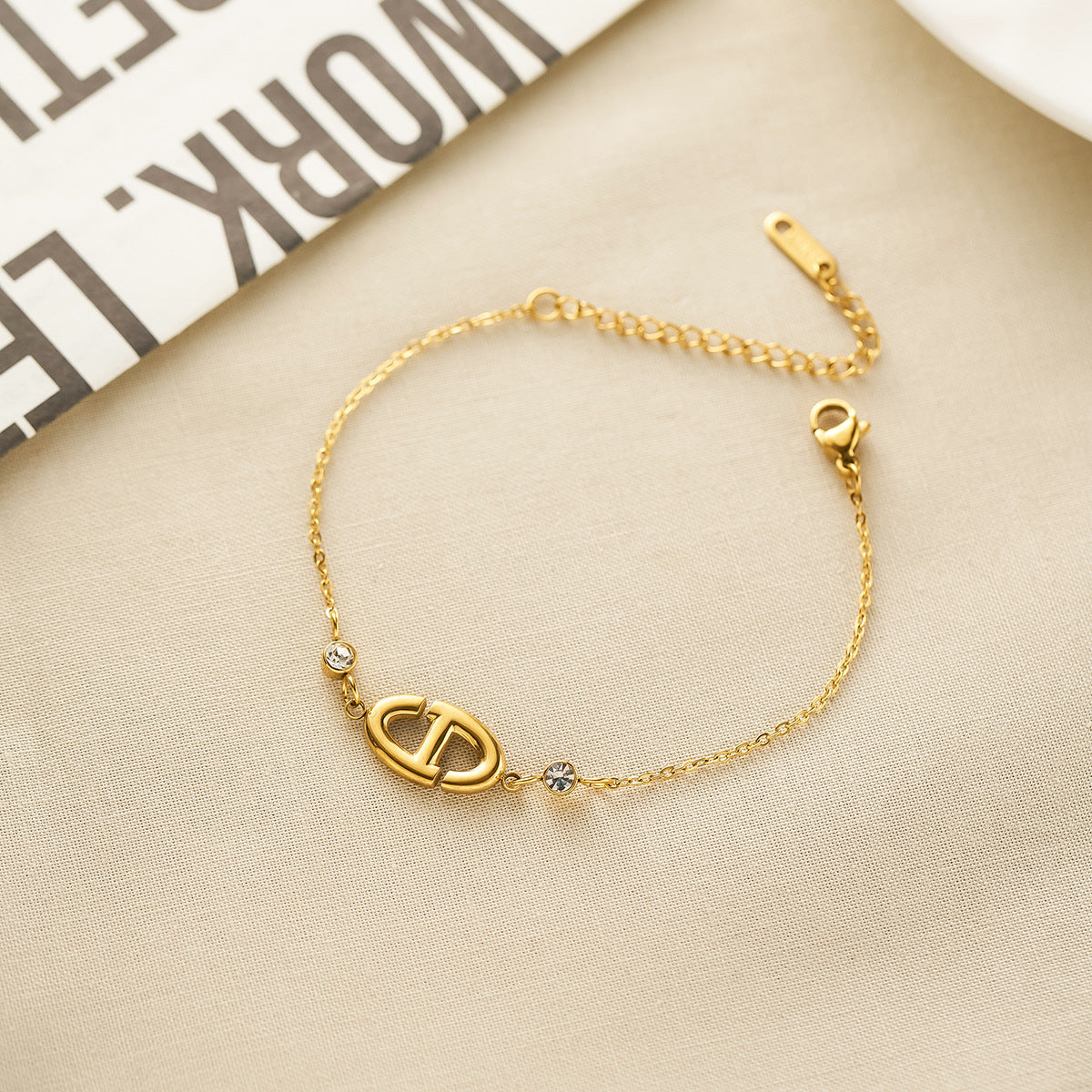 18K Gold-Plated Pig Nose Necklace & Bracelet Set with Diamonds