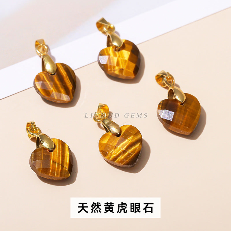 Colgante de corazón de amor tallado en cristal natural de 12 mm