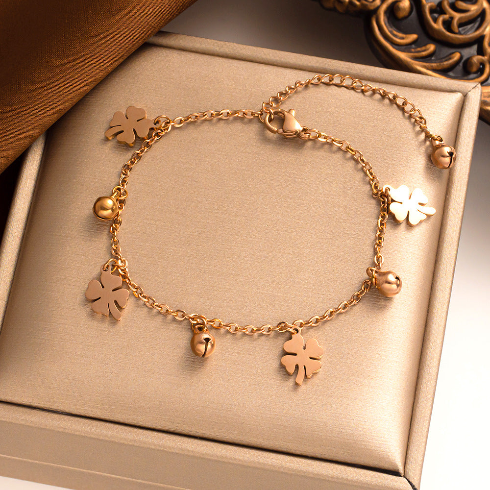 Pulseira trevo de quatro folhas em aço titânio - moda coreana
