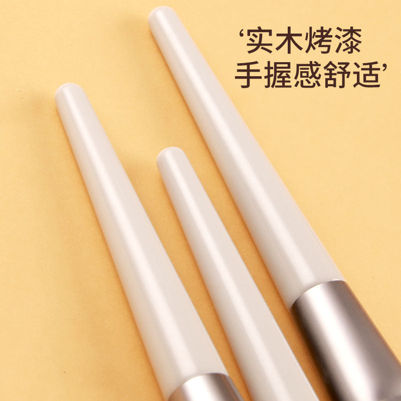 Juego de brochas de maquillaje White Fox de 12 piezas