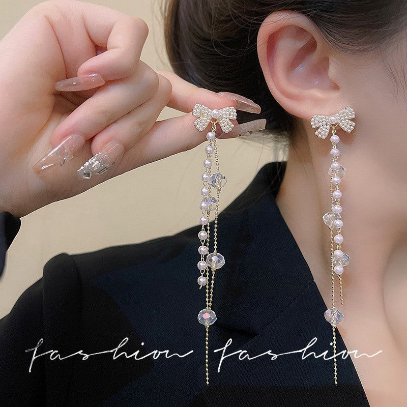 Pearl crystal bow fringed earrings