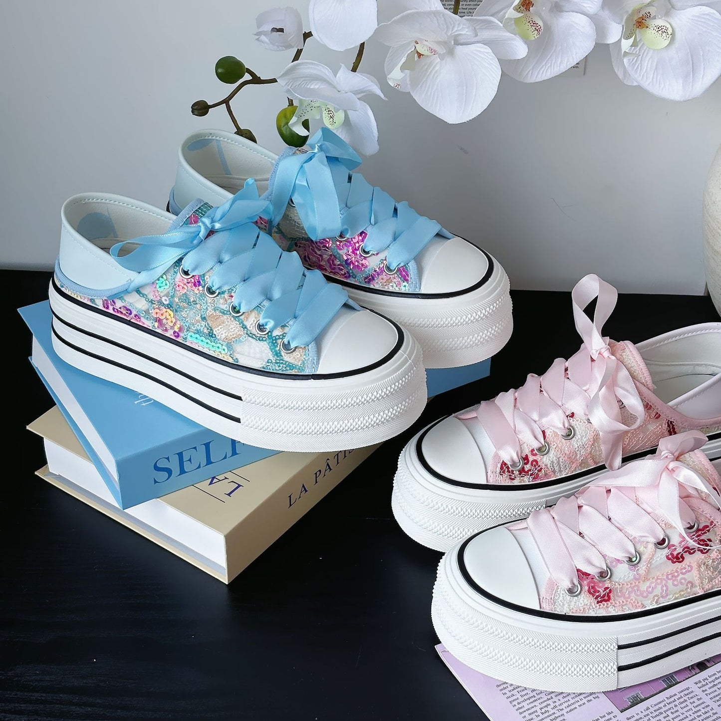 Summer women's flat shiny white shoes
