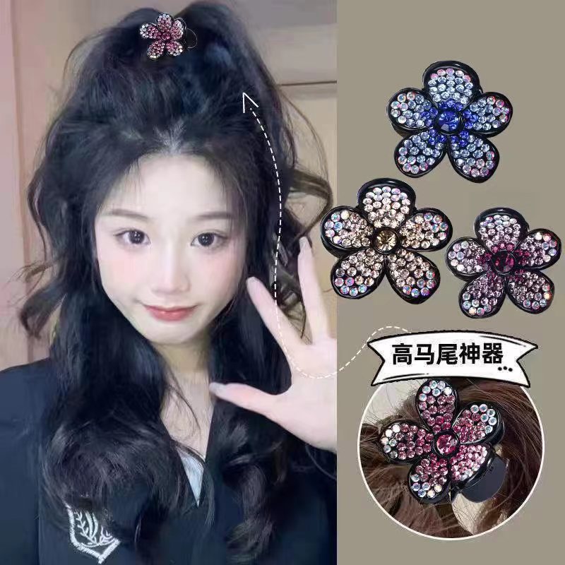 Horquilla pequeña fija con forma de cola de caballo alta y diamantes de imitación