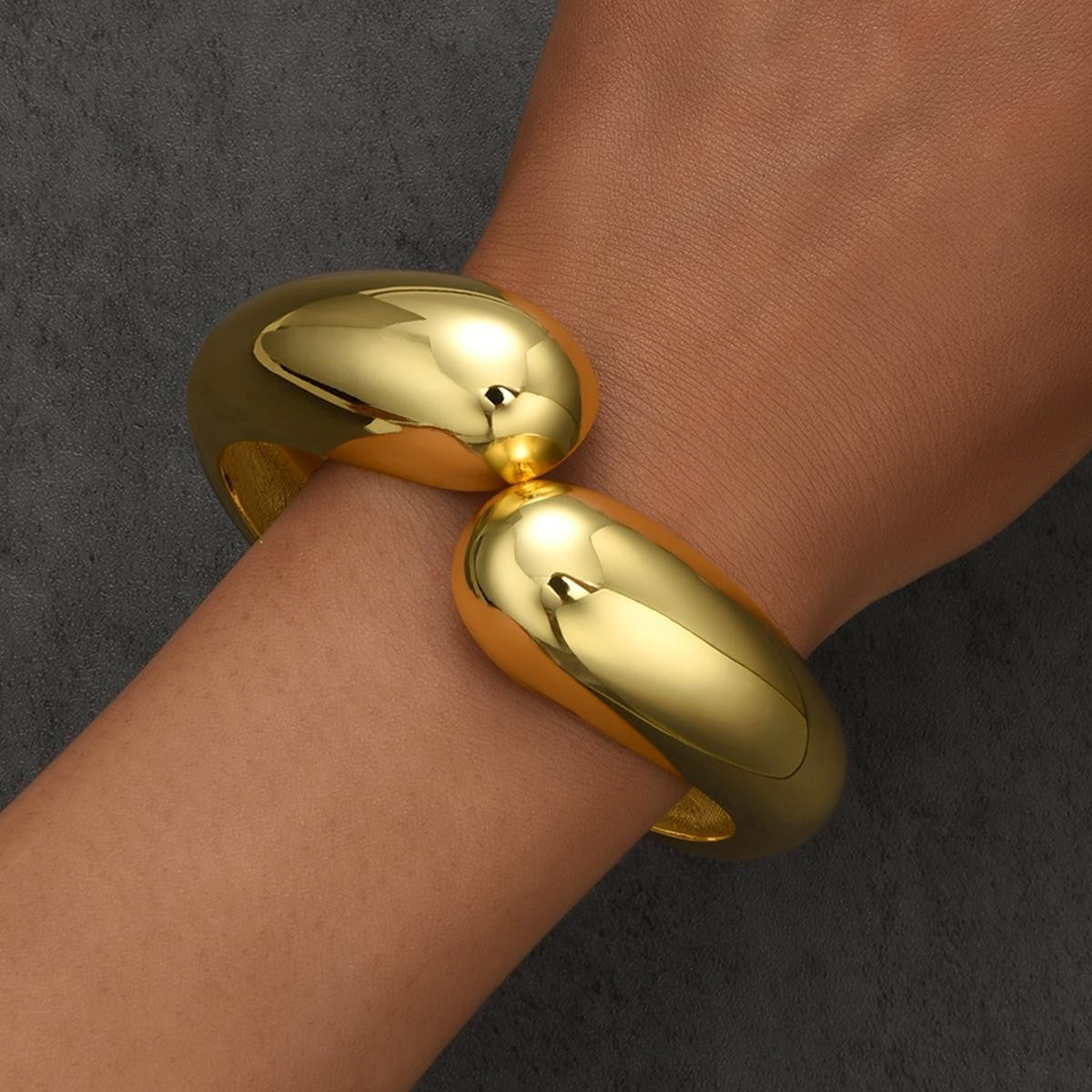 Wide-Brim Mirror Opening Bracelet