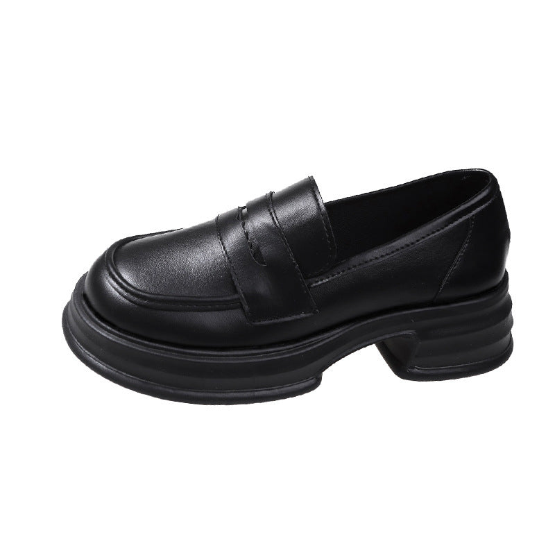 Black leather shoes woman