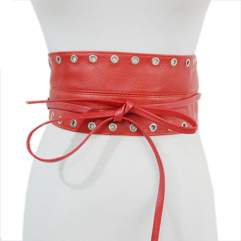 Punched wide waist seal