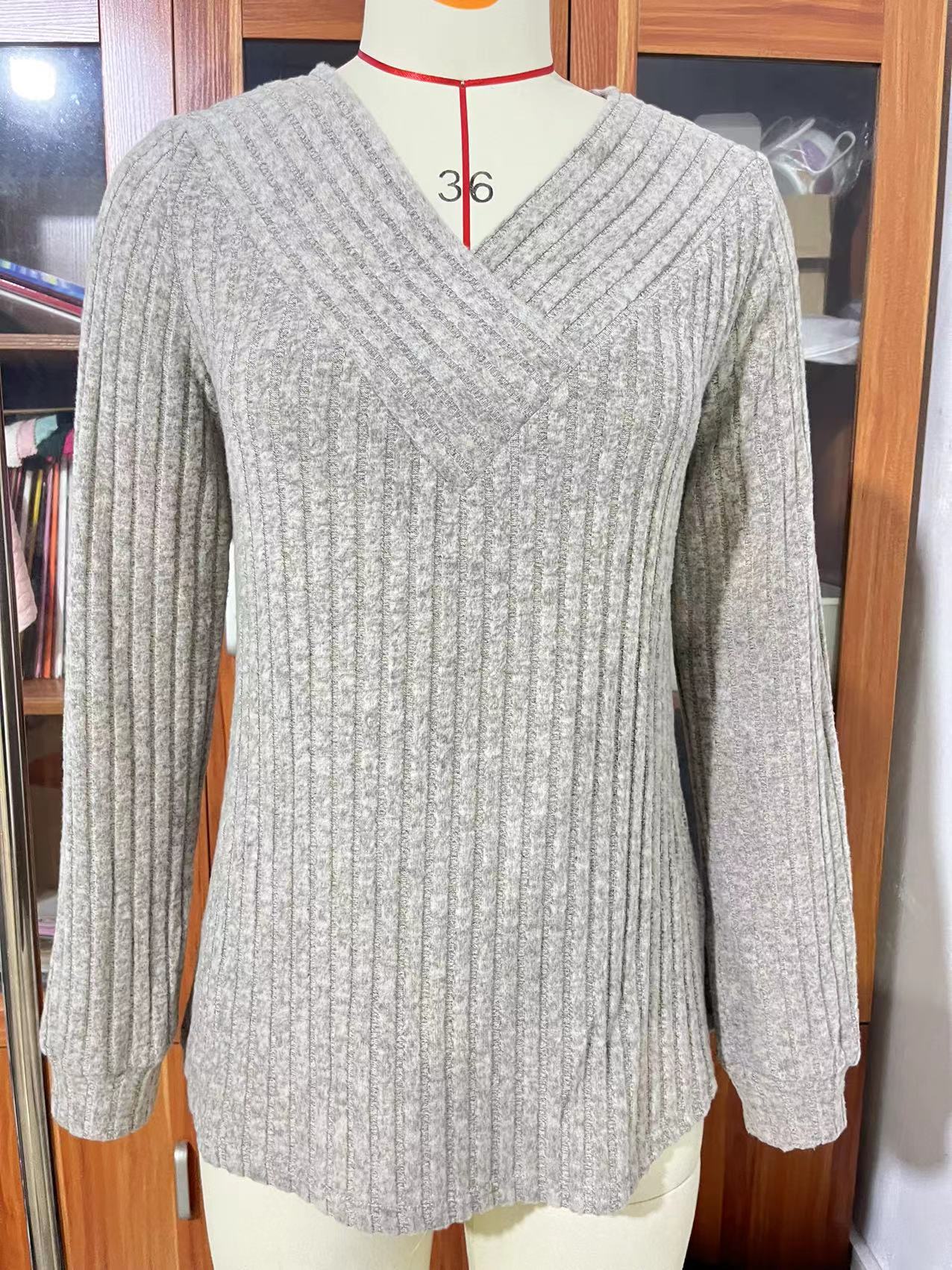 Solid color pit strip women's long-sleeved T-shirt