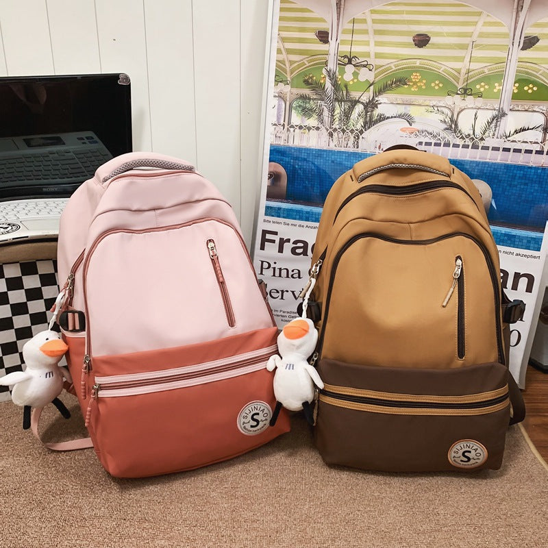 Mochila de estudiante mochila ligera sucia